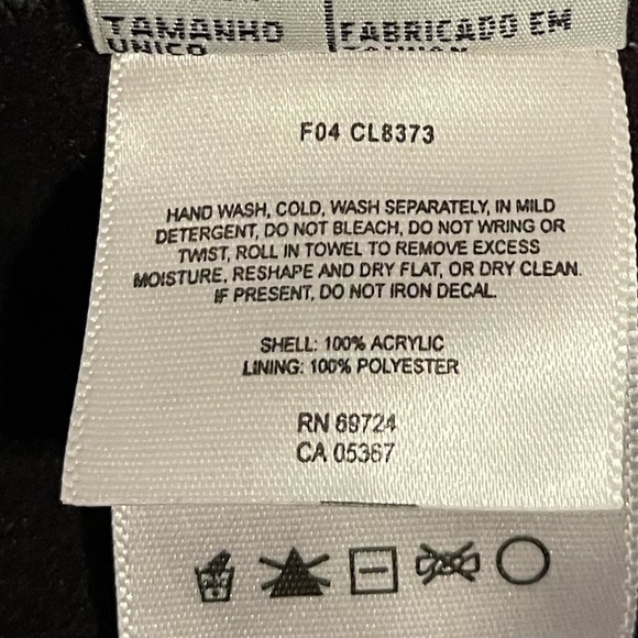 NWOT. Women’s Columbia beanie. Never worn. - Picture 5 of 5